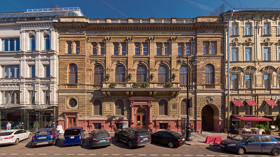 Bolshaya Morskaya street, 32